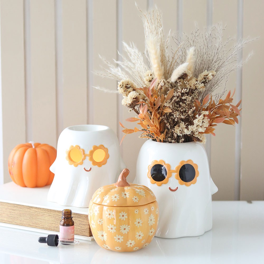 GROOVY GHOST VASE