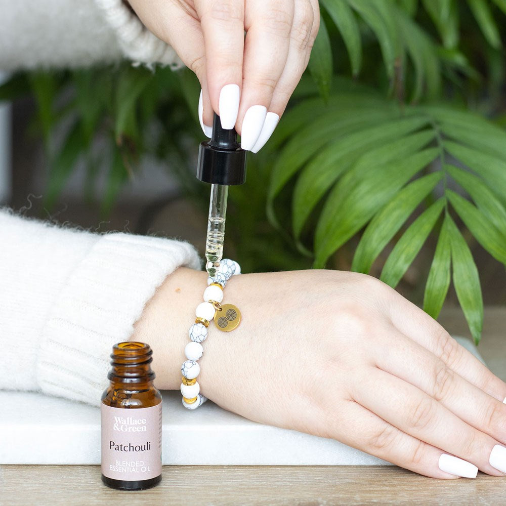 STRESS LESS HOWLITE CRYSTAL ESSENTIAL OIL BRACELET