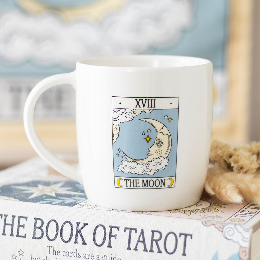 THE MOON VINTAGE TAROT MUG