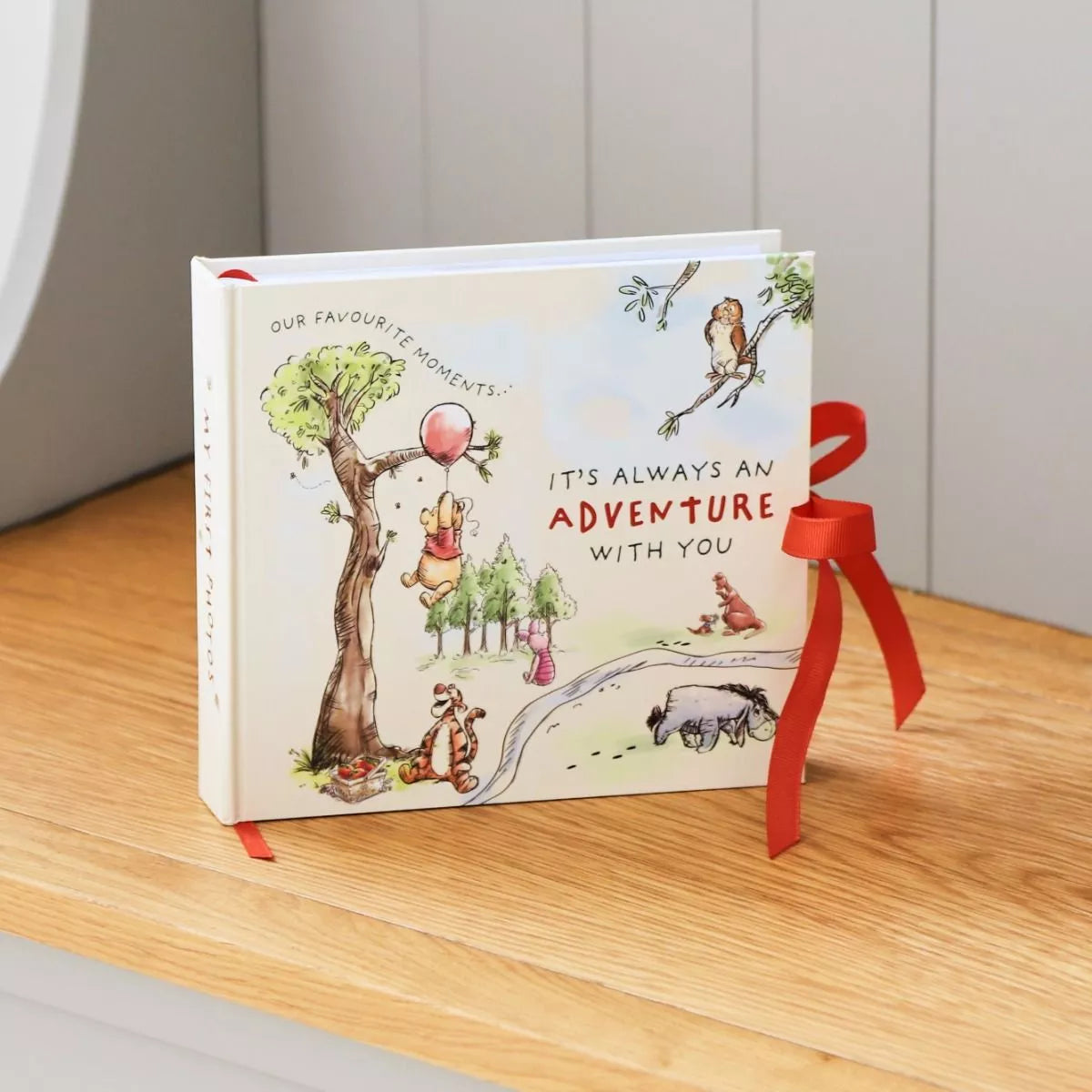 DISNEY WINNIE THE POOH PHOTO ALBUM