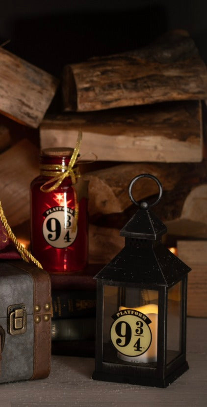 HARRY POTTER LIGHT UP LANTERN - PLATFORM 9 3/4