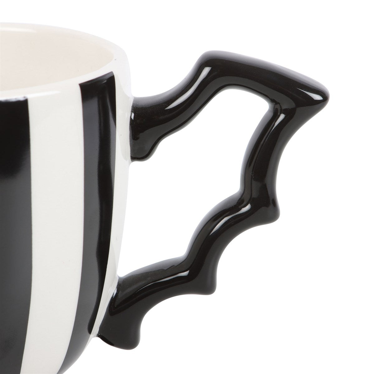 STRIPED BAT WING TEACUP