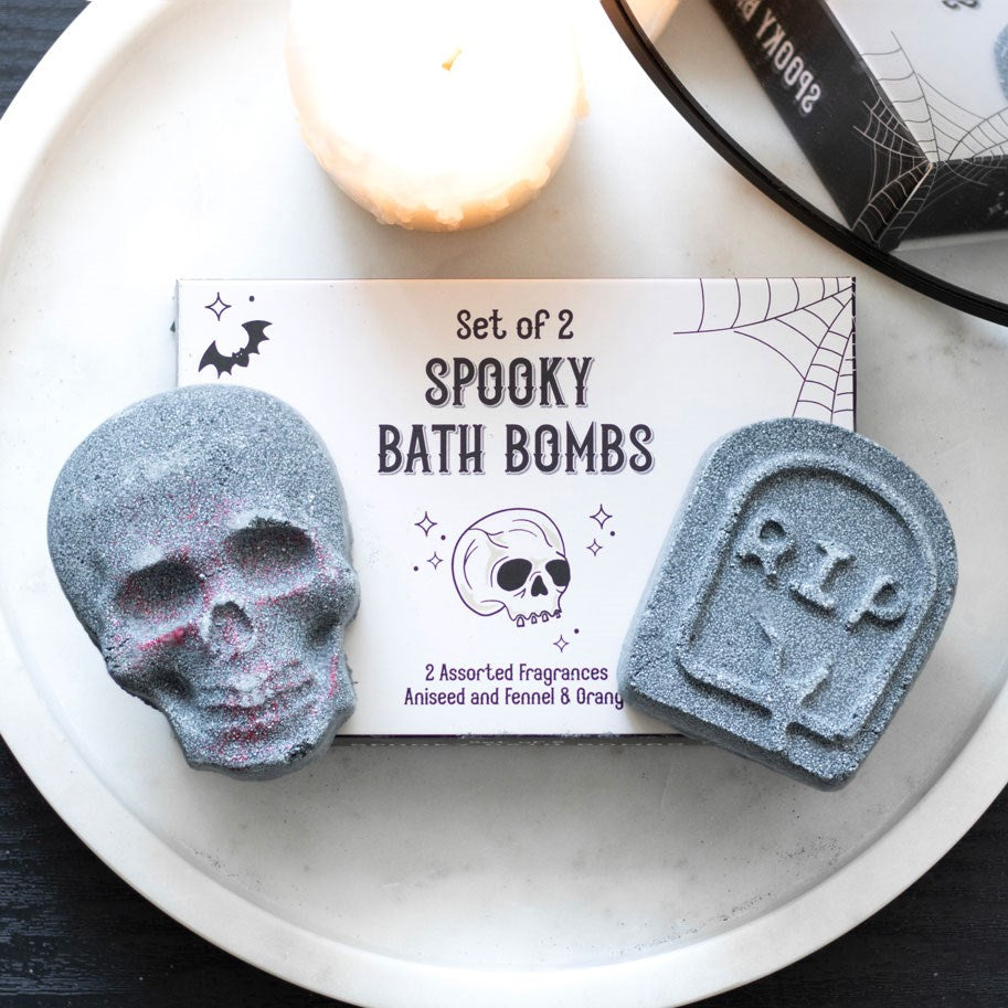 SET OF 2 SPOOKY ANISEED, FENNEL & ORANGE BATH BOMBS