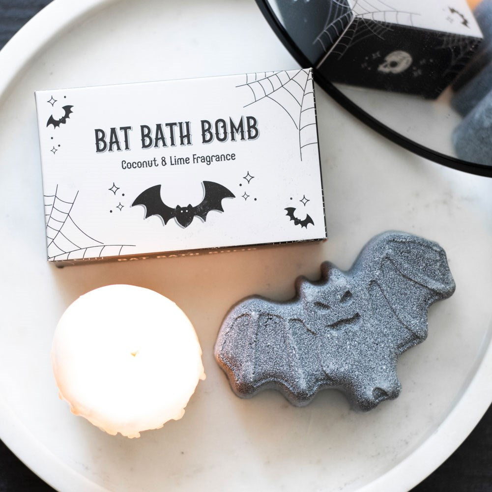 BAT SHAPED COCONUT & LIME BATH BOMB