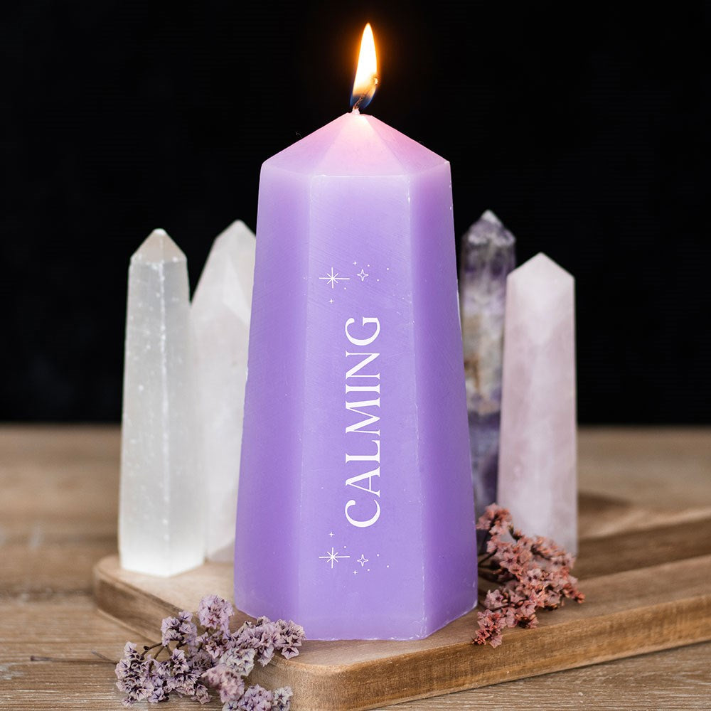 CALMING CRYSTAL CANDLE WITH ROUGH AMETHYST