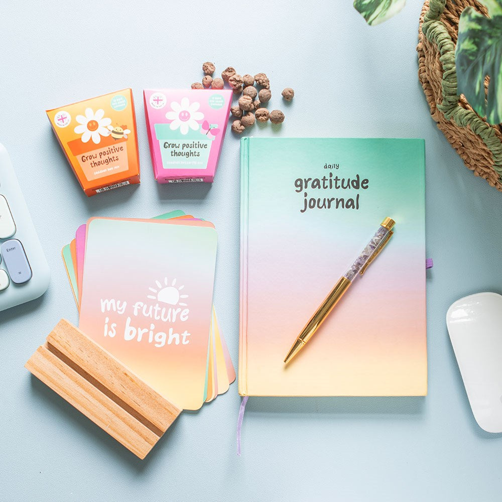 MINDFUL MOMENTS AFFIRMATION CARDS WITH WOODEN STAND