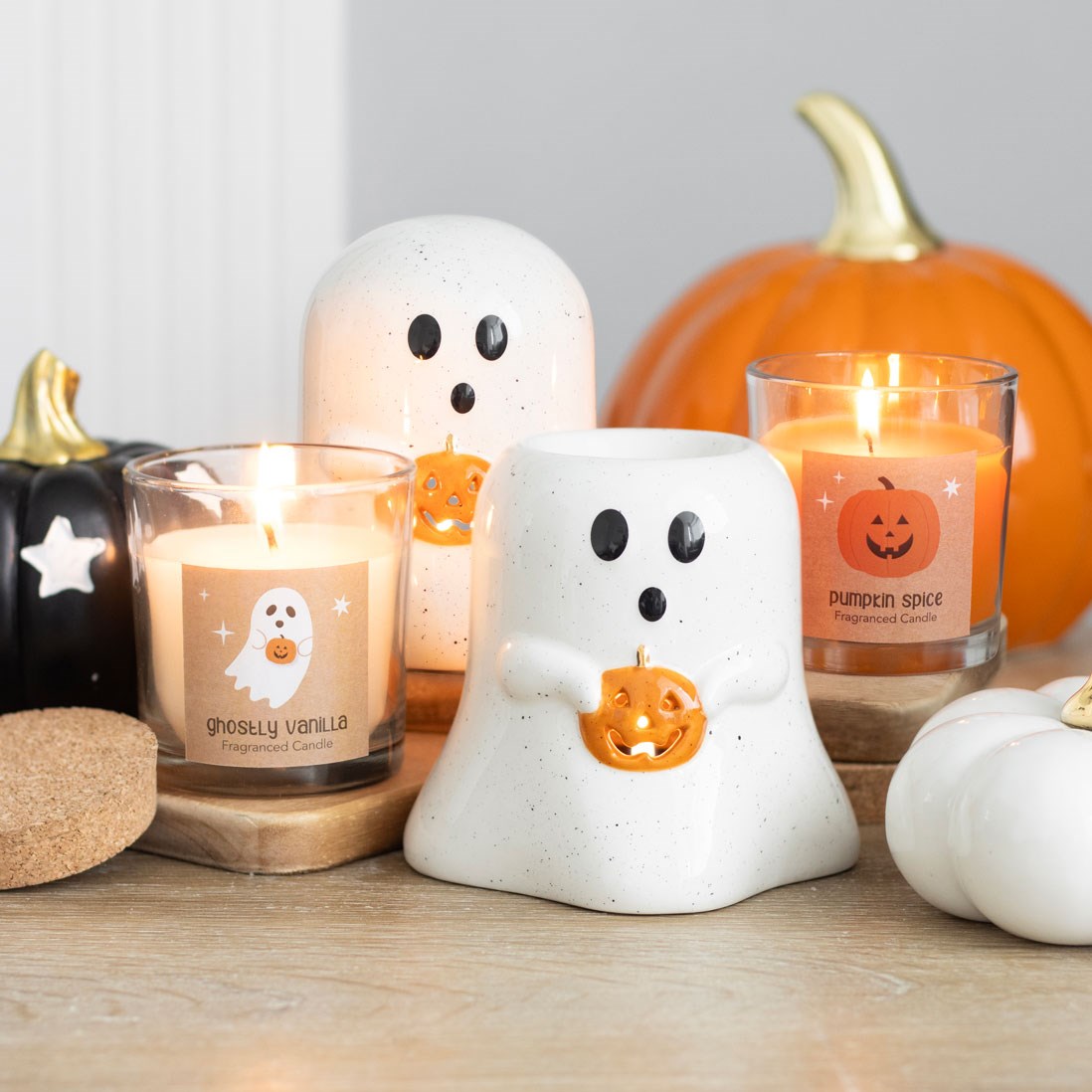 GHOST SHAPED OIL BURNER WITH PUMPKIN