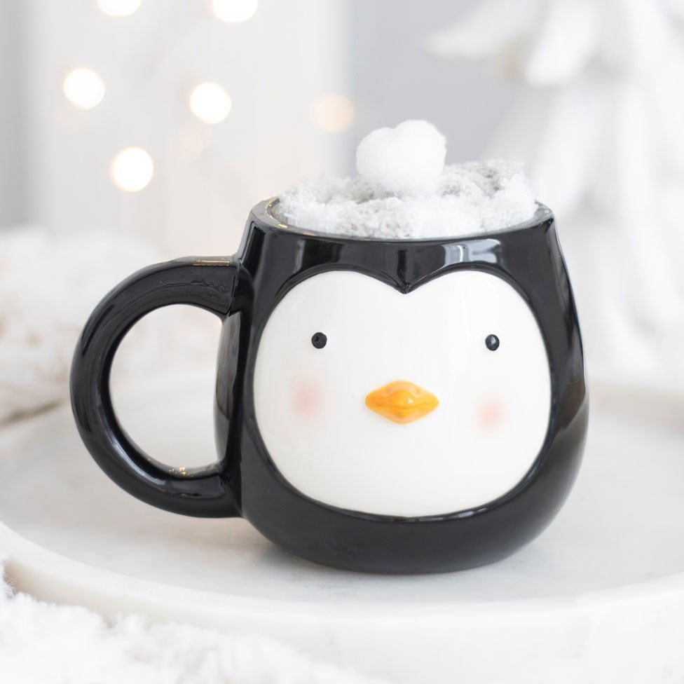 PENGUIN MUG AND SOCKS SET