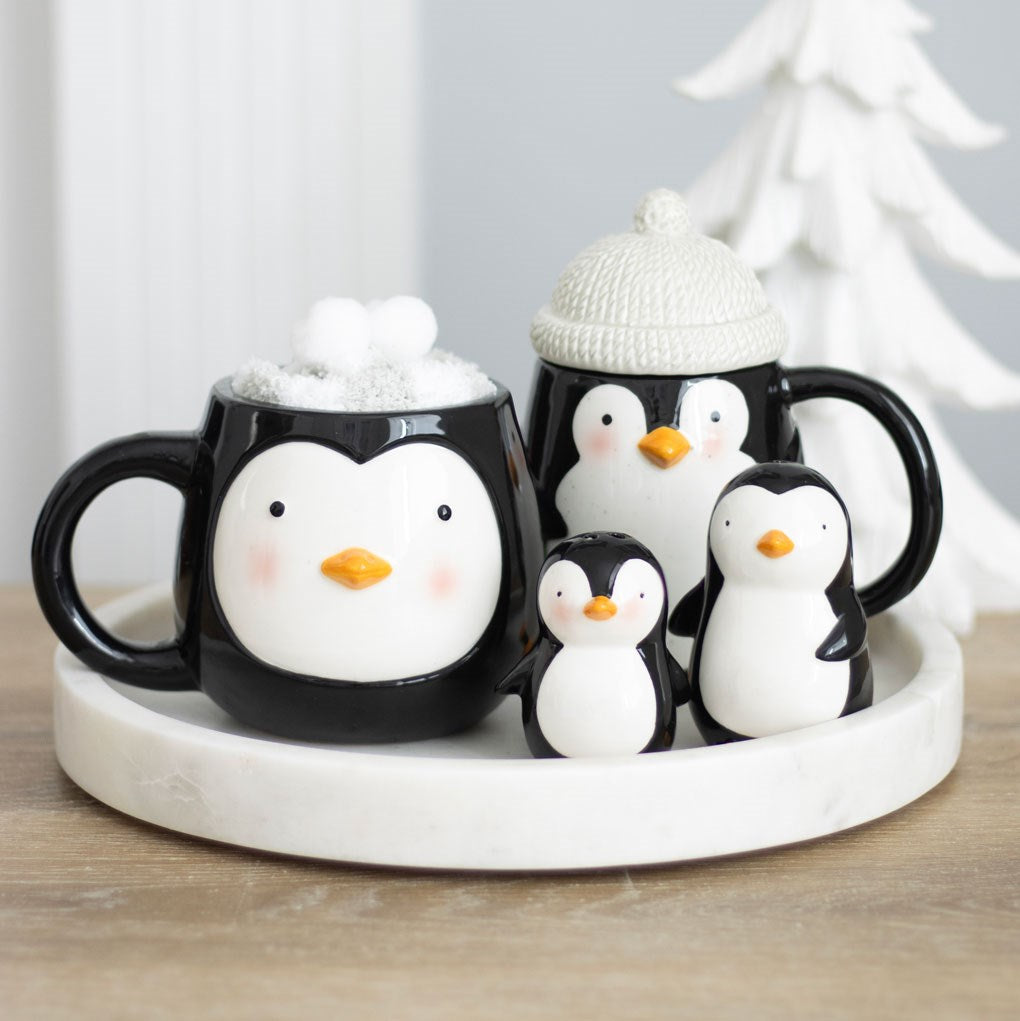 PENGUIN MUG AND SOCKS SET