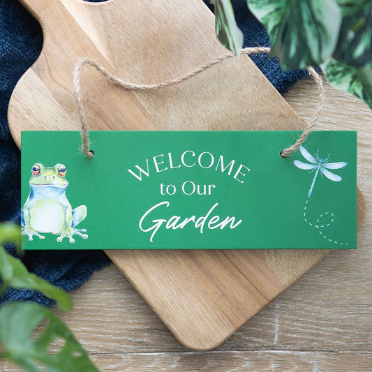 GREEN WELCOME TO OUR GARDEN HANGING SIGN