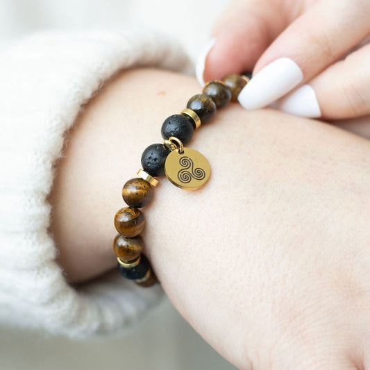CONFIDENCE TIGER'S EYE CRYSTAL ESSENTIAL OIL BRACELET