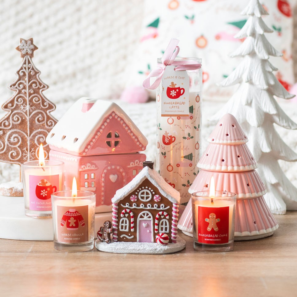 PINK GINGERBREAD HOUSE OIL BURNER