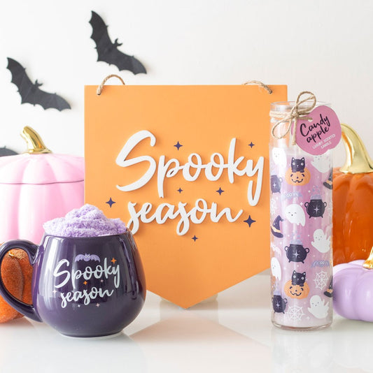 SPOOKY SEASON MUG AND SOCKS SET