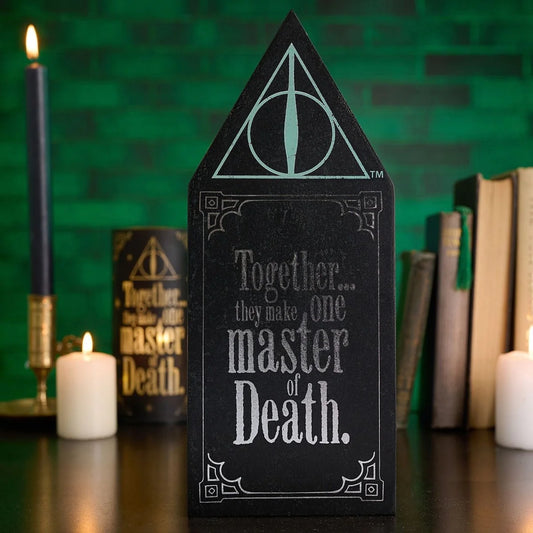 WARNER BROS HARRY POTTER DARK ARTS GLOW IN THE DARK WOODEN PLAQUE - DEATHLY HALLOWS